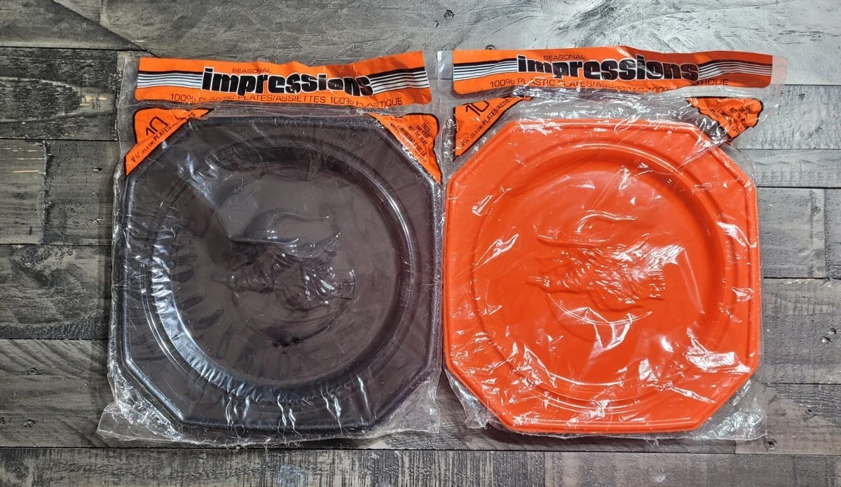 Halloween top plastic plates