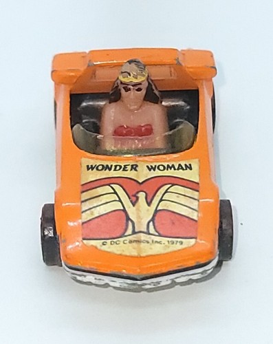 Vintage 1979 Corgi 33 Wonder Woman Die Cast Car DC Comics Inc GT Britain Orange - Picture 6 of 7