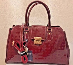 red patent leather crossbody purse
