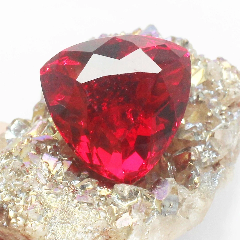 77.80 Ct Mozambique Blood Red Ruby Trillian Cut Loose Gemstone Birthday for Gift - Image 4 of 4