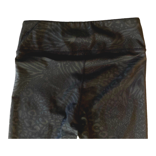 Rockwear Capri Length Leggings Size 8 Activewear Pants High Rise Patterned Black - Picture 6 of 10