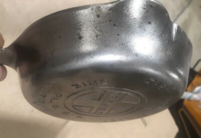 Griswold Large Logo #4 Cast Iron Skillet, 702 Restored | eBay Griswold Large Logo #4 Cast Iron Skillet, 702 Restored | eBay