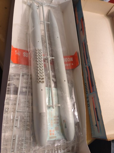 Brand New DML 1:350 Scale Modern Sea Power Series U.S.S. OHIO Model kit #1002 - Picture 13 of 21