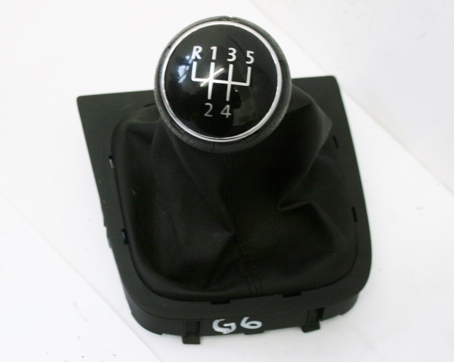 VW Golf MK6 GEAR KNOB AND GAITOR 1K0 711 113 CD eBay