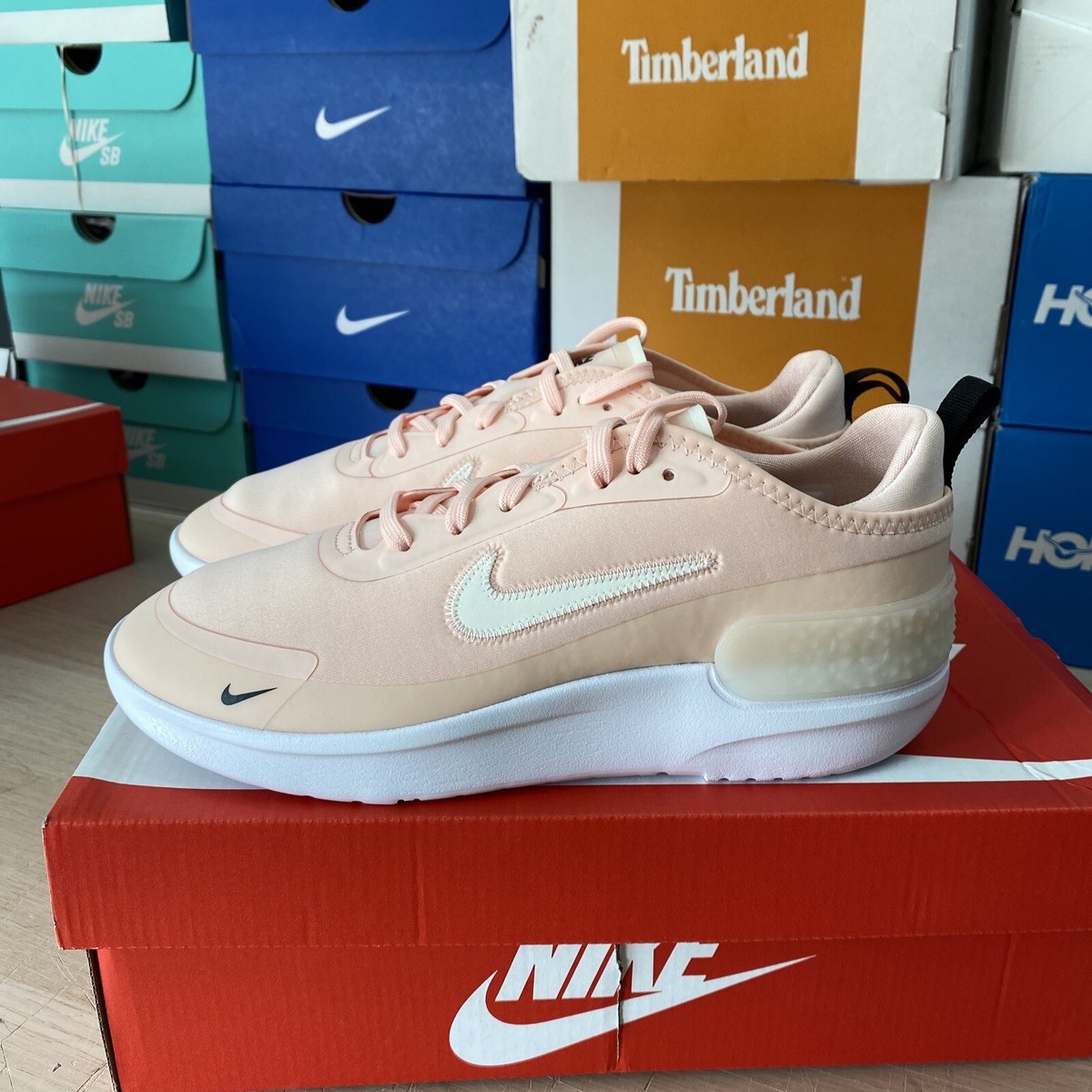 Nike Women's Amixa CD5403 602 In Washed Coral/Pale Ivory Size 8.5