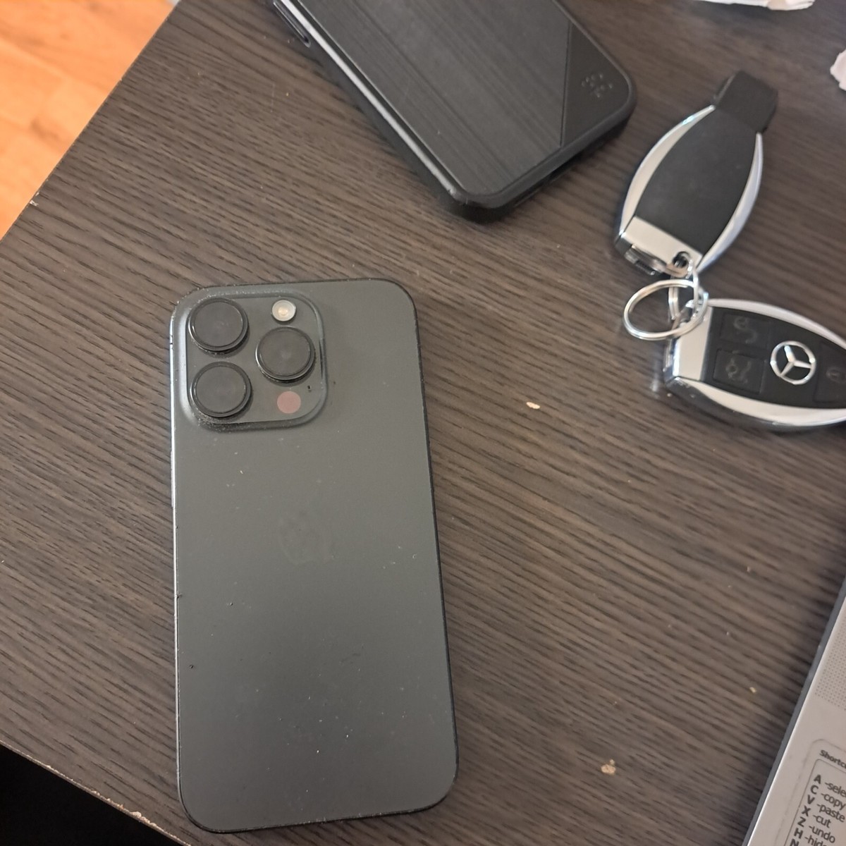 iPhone 15 Pro（128GB） Amazon.com: Apple iPhone 15 Pro, 128GB, Black Titanium