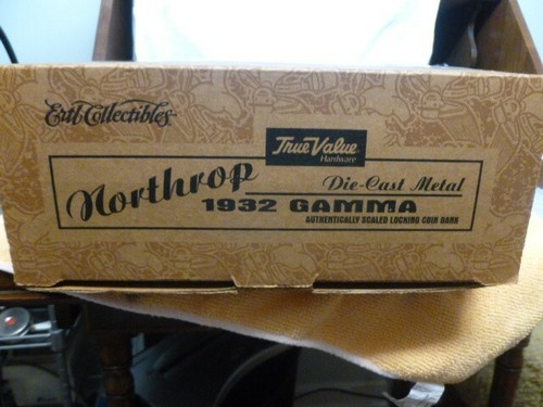 NEW ERTL 1932 NORTHROP GAMMA TRUE VALUE DIE-CAST METAL BANK REPLICA PLANE F265 - Picture 4 of 6