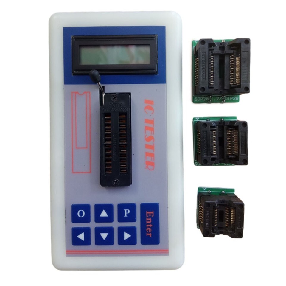 Versatile Transistor IC Chip Detector for Quick Battery Voltage Display