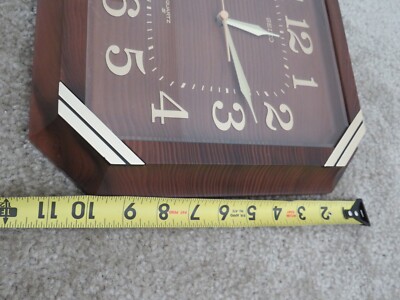 インテリア時計 SEIKO quartz square wall clock 90s il_fullxfull.6151764775_rskh.jpg