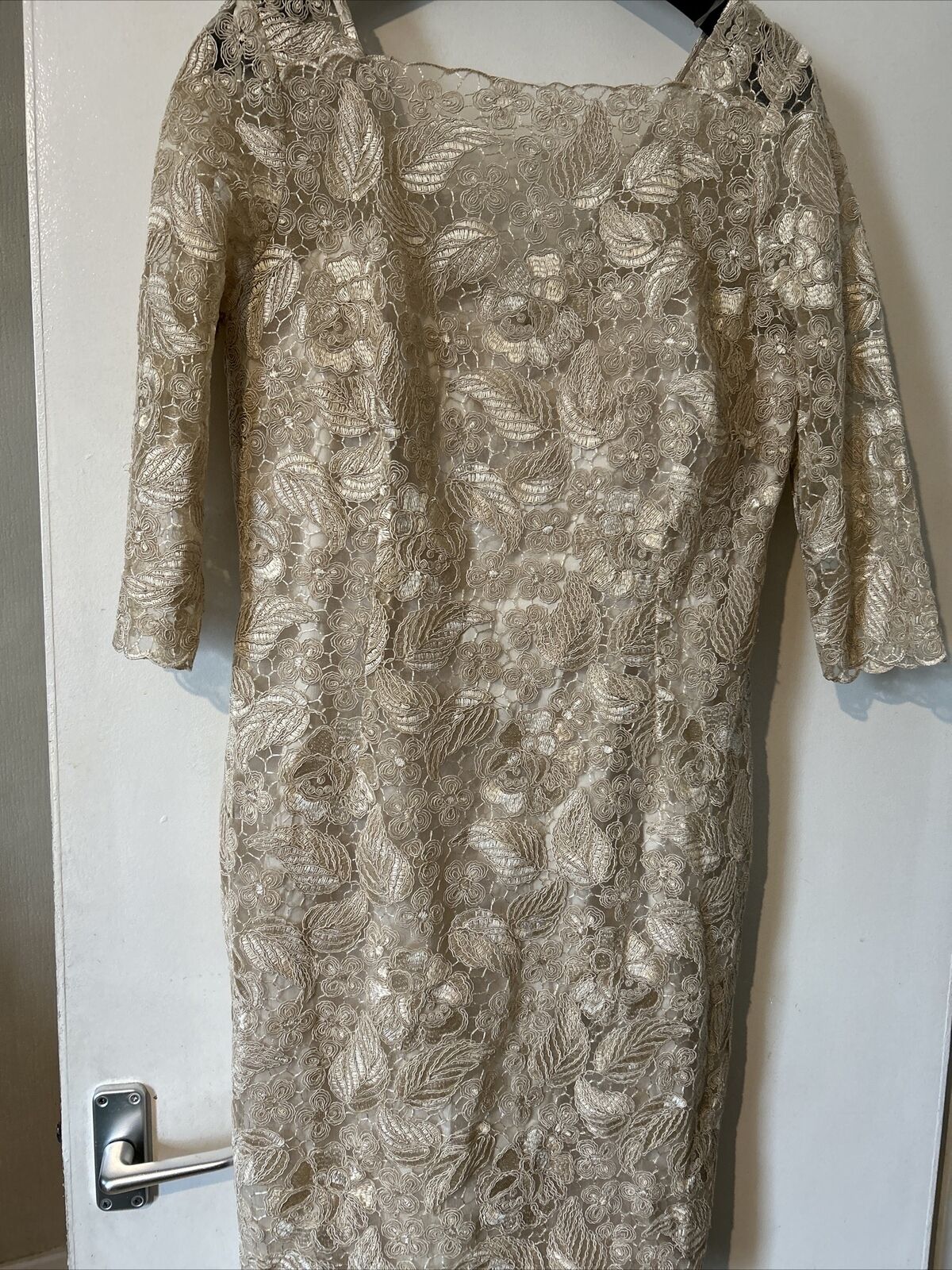 Picture 3 of 10