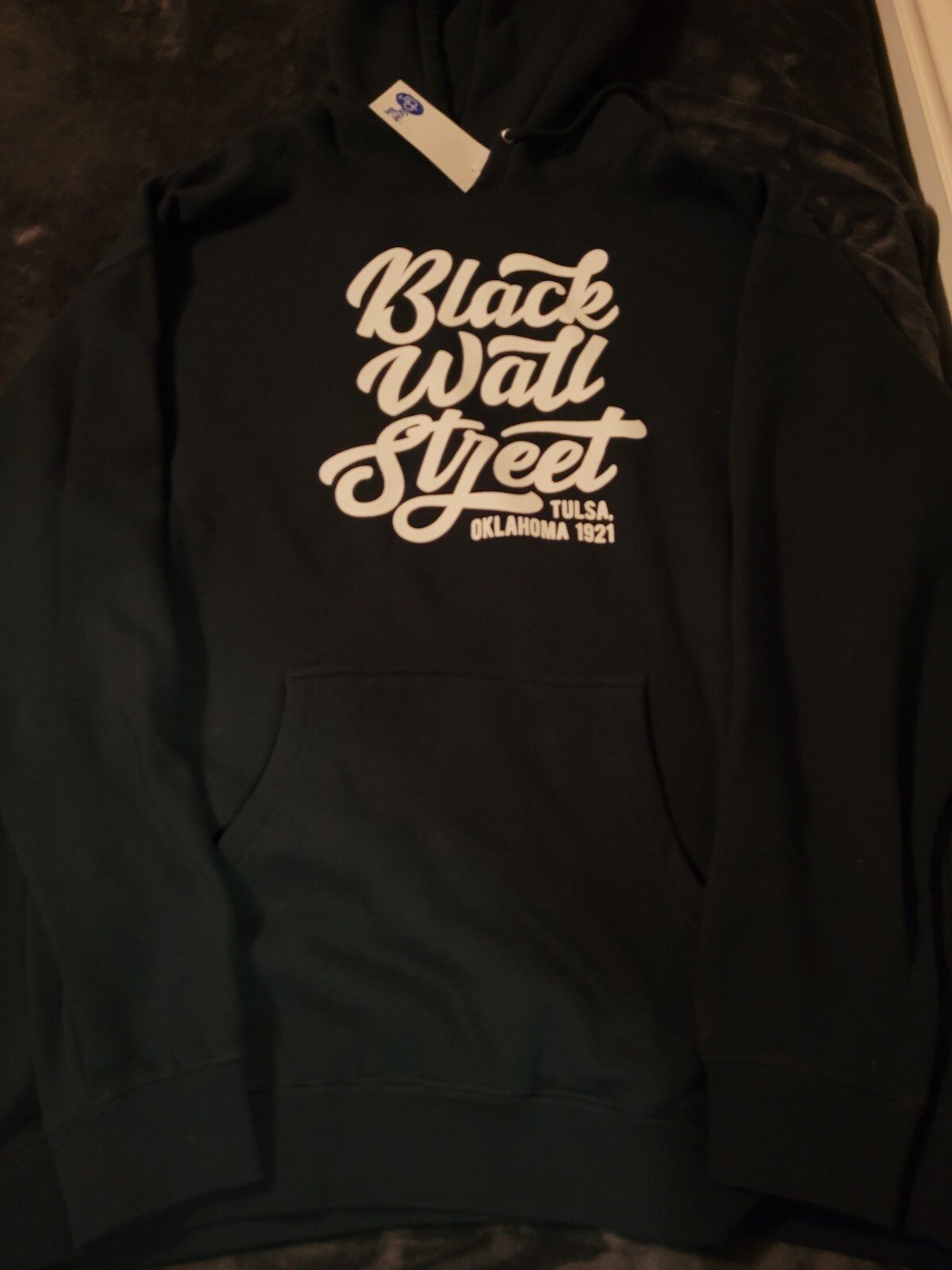 Picture 1 of 12