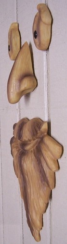 Cobertizo de pared para cara de árbol barbudo anciano con acento de jardín NUEVO poliresina tonificada en madera - Imagen 3 de 4