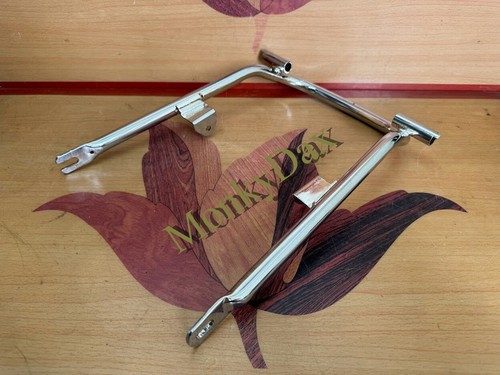 1978 Honda CB550K Seat Bar. CB550 K4 Fender Grab Rail. 84100-404-670 -Rep - Picture 16 of 18