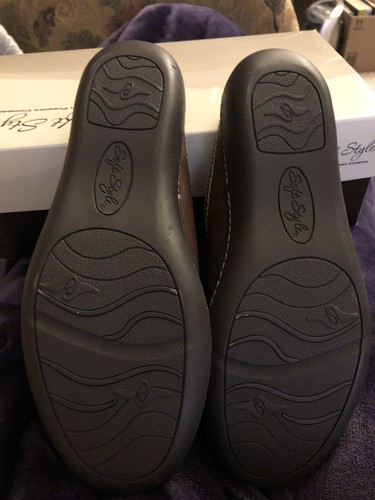 Women's SoftStyle 7M Brown Leather Jamila Slip On Mule HSS1260-210 - Picture 3 of 4