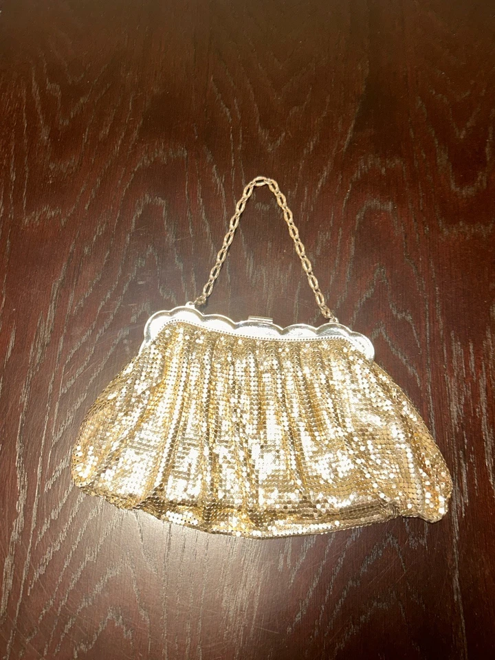 Whiting & Davis Gold Chainmail Mesh Crystal Evening Bag Mid Century Sm Purse Vtg - Image 4 of 4