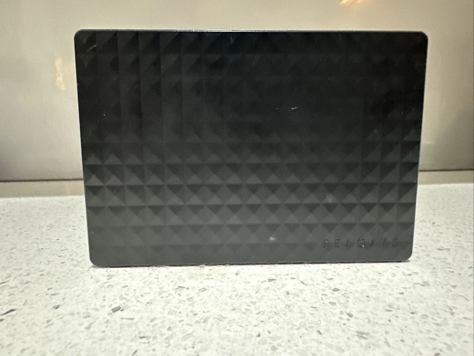 Seagate SRDONF2, 4TB, USB 3.0 Backup Plus ExpansionDesktop Drive, PN:1TFAP3-500 - Image 3 of 4