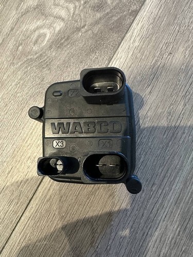 2016-2019 Audi Q7 Air Suspension Compressor Control Module Unit Genuine