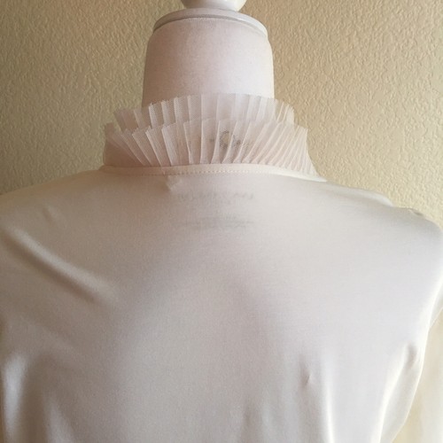 Ann Taylor creme/weißes Stricktop Spitze Plissee Kragen lang ärmellos Damen M0557 - Bild 4 von 7