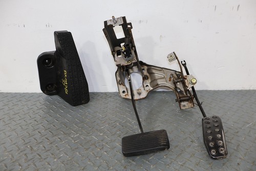 99-05 Mazda Miata NB Automatic Transmission Interior Pedals Set (W/ Dead Pedal) - Picture 1 of 23