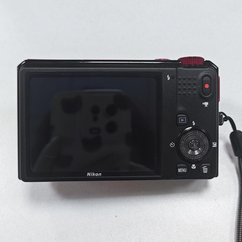 Nikon Coolpix S9100 12.1MP 18x Optical Zoom Full HD Digital Compact Camera - Picture 2 of 9
