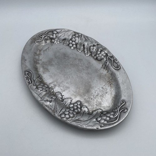 Wilton Armetale Large & Medium Oval Pewter Serving Trays Set Fruit & Grapes - Picture 7 of 10