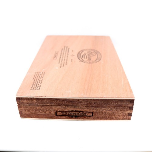 Caja de cigarros de madera vacía Padrón Imperial 11,25" x 7" x 1,75" - Imagen 8 de 12