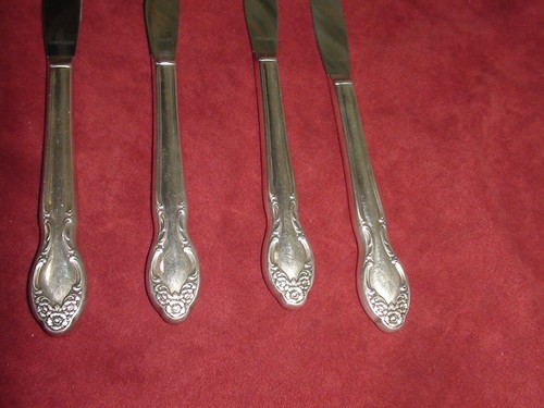 Wm Rogers LADY DENSMORE Reinforced Plate AA Original Rogers Lot 4 Dinner Knives - Picture 5 of 9