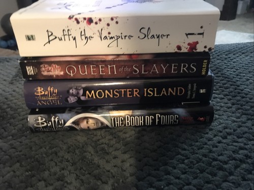 Lot of 4 Buffy the Vampire Slayer Books-Hardcover & Softcover Used - Bild 4 von 9