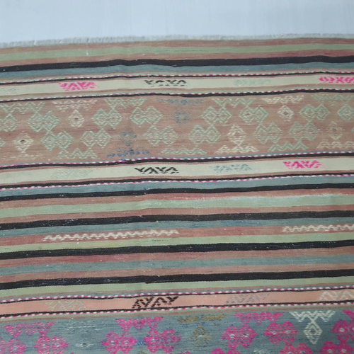 Kilim turco formato quadrato tessuto a mano, 5,4x5 piedi, tappeto boho colorato - Video 1 di 1