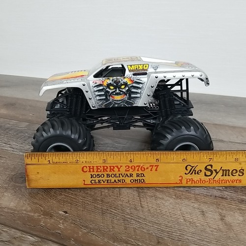 Hot Wheels Monster Jam Max-D Monster Truck 1:24 Euc - Bild 11 von 13