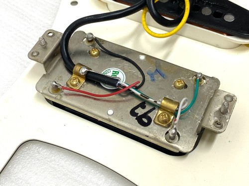 Genuino MIM Fender LOADED PICKGUARD Strat Pickup Set HSH Humbucker Stratocaster - Imagen 8 de 24