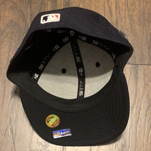 Cappello Boston Red Sox MLB New Era 2018 World Series toppa laterale sul campo 5950 7 1/8 - Foto 8 di 11