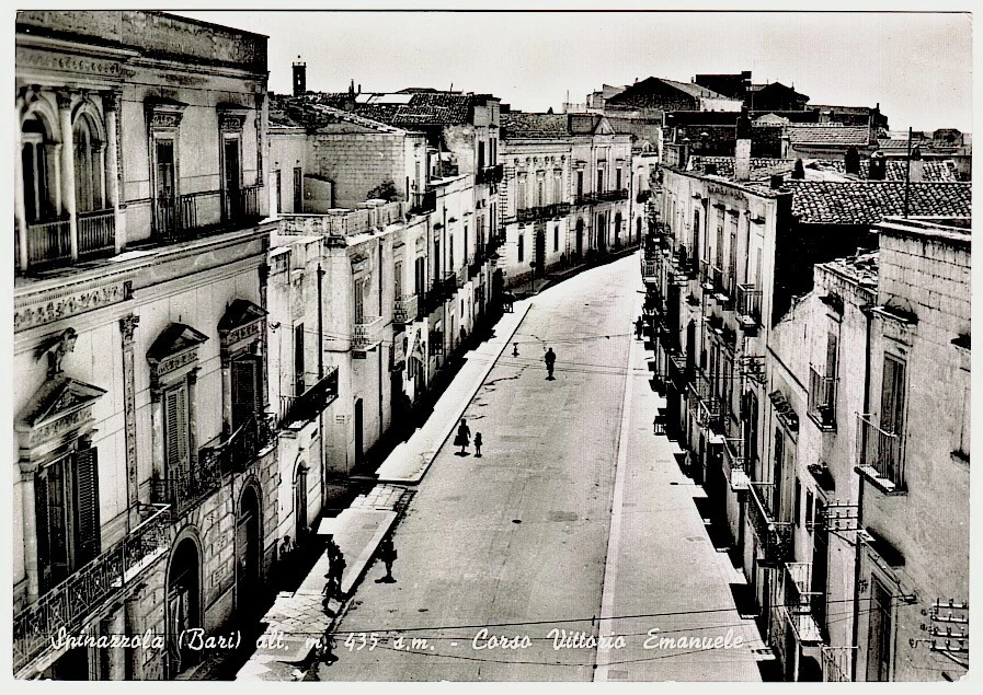 Foto 1 di 2