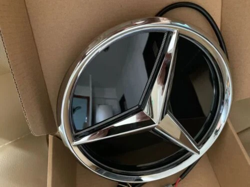 LED Light LOGO Front Grill badge Mirror Star Emblem For 06-14 Mercedes Benz W204 Foto 4 de 4