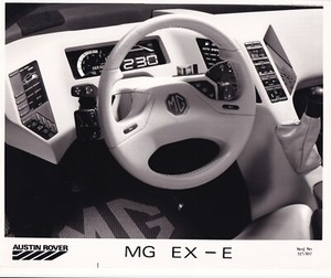 AUSTIN ROVER MG EX-E L.H.D. LENKRAD & FACIA, ZEITFOTO.