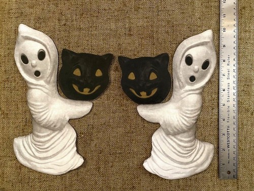 U Choose Vintage Inspired Ghost Holds Black Cat Halloween Cardstock Decoration - Picture 5 of 10