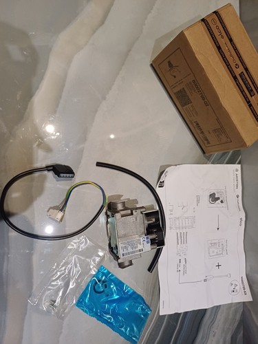 ARISTON 60002799-02 GAS VALVE GENUINE. BRAND NEW IN BOX. Free P&P - Picture 4 of 10