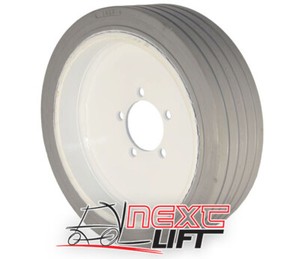 JLG Scissor Lift Wheel & Tire Assembly Part#4520176 E/e2/e3 Series
