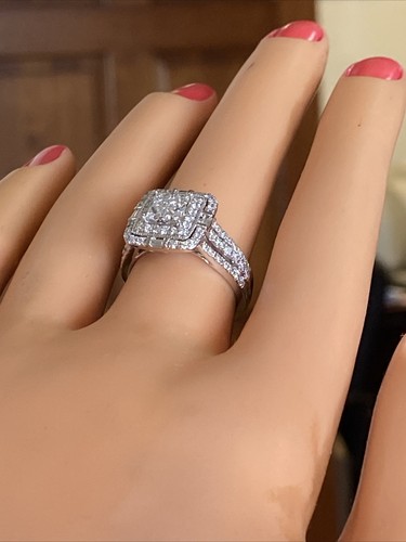80 % Rabatt auf auffälliger 1,75 Karat Prinzessin & runder Modecluster 14 Karat Weißgold Ring - Bild 14 von 19