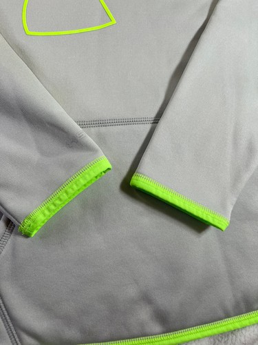 Under Armour Youth XL 40”c Storm1 Coldgear Hoodie Gray Neon Green Loose EUC! - Picture 2 of 9