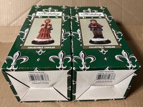 2 Vntg Caroler Couple Christmas Holiday Treasures Collectible 7.5” World Bazaars - Picture 17 of 20