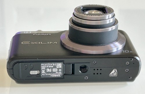 Casio Exilim EX-H5 - Foto 9 di 20