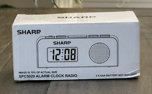 Sharp Compact Digital Alarm Clock Battery Operated White - Picture 6 of 9
