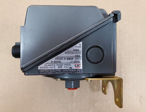 United Electric Type H302 Pressure Switch, Model 453, 0-20 PSI - Picture 2 of 9