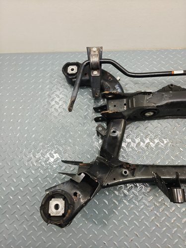 BMW X5 X6 E70 E71 F15 F16 REAR AXLE CARRIER SUBFRAME + ANTI ROLL BAR 6863815 - Picture 12 of 14