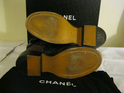 CHANEL booties, Pre-owned, Black/Burgundy Size 37 - Picture 3 of 10