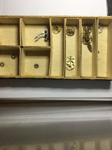 1 mal Landeron 13 chronograph runner, mounted part 8000 1 PIECE NOS  /G4787 - Picture 3 of 3