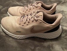 Size 8 - Nike Revolution 5 Barely Rose W