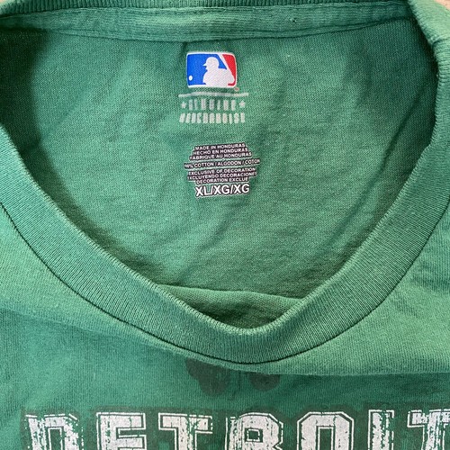 Detroit Tigers Shirt Men’s XL Green MLB Baseball St. Patrick’s Day Shamrock Tee - Picture 9 of 9