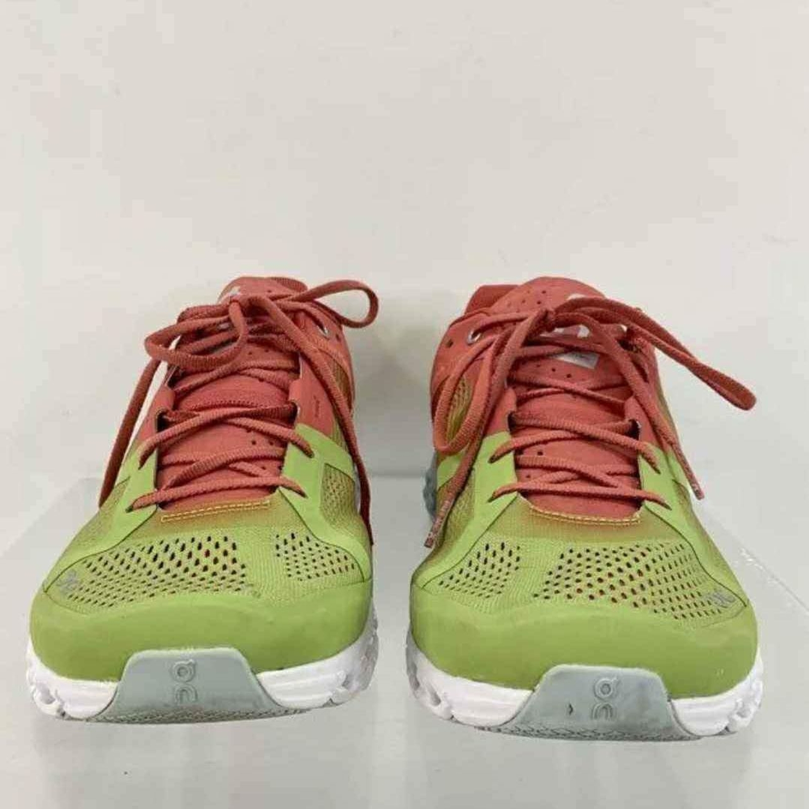 On Cloud Cloudflow Swiss Engineering Running Snea… - image 3